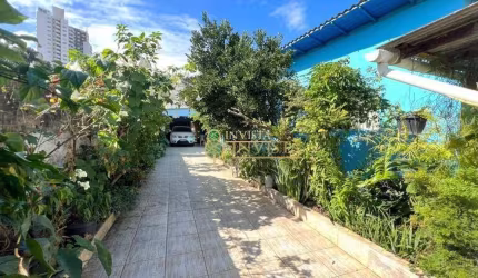 Casa com 7 quartos - À venda no bairro Estreito.
