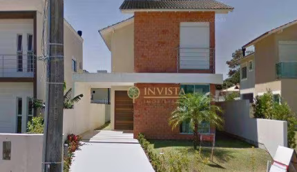 À venda | 173 m², Àrea de Churrasqueira com Piscina externa, 4 quartos e 2 vagas de garagem - Cachoeira do Bom Jesus, em Florianópolis.