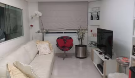 À venda no Centro de Florianópolis! Localização privilegiada, 3 quartos e 1 vaga de garagem.