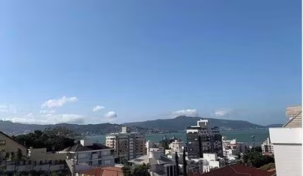 Andar alto, 3 suítes, terraço privativo e 2 vagas em Coqueiros - Á venda em Florianópolis