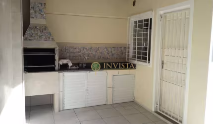À venda - 2 andares, 2 quartos e 2 vagas de garagem - em Forquilhas/São José