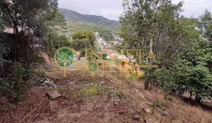 Terreno com 1575m² à venda no Itacorubi.
