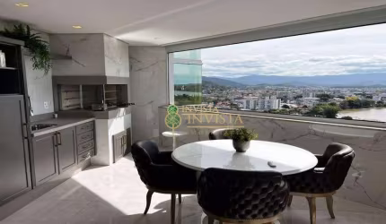 Alto padrão, Andar alto, decorado, ao lado da Marina Pier 33 em Biguaçu - À venda!
