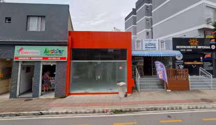 Locação! Loja em localização privilegiada no Bairro Estreito.