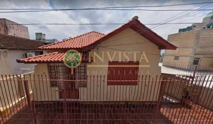 Casa com viabilidade Residencial e Comercial,