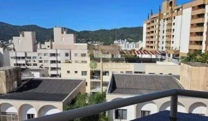 À venda no bairro Córrego Grande! 3 quartos, sacada e 1 vaga de garagem.