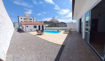 À venda no bairro Aririu, em Palhoça!
