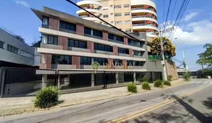 Prédio Comercial com 10 vagas de garagem - À venda no bairro João Paulo.