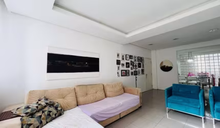 Locação | 3 quartos, 99m² privativos, semi mobiliado e 1 vaga de garagem - Centro, Florianópolis.