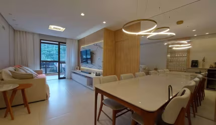 À venda | Mobiliado, Andar Alto, 108m², Sacada com churrasqueira, 4 quartos e 2 vagas de garagem - Itacorubi, Florianópolis.