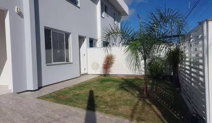 À venda | 148 m², 3 quartos e 2 vagas de garagem - Carianos, próximo ao Estádio do Avaí, em Florianópolis.