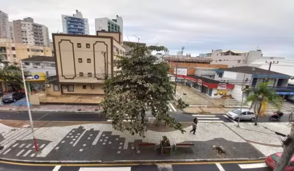 Locação | Av. Lédio João Martins, 110 m², 3 quartos e 1 vaga de garagem - Kobrasol, em São José.