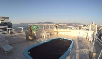 À venda | Alto Padrão, Terraço privativo, 348m², 3 quartos e 3 vagas de garagem - Estreito, em Florianópolis.