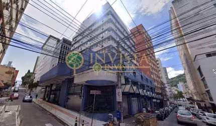 Sala Comercial Semi mobiliada à venda no Centro de Florianópolis.