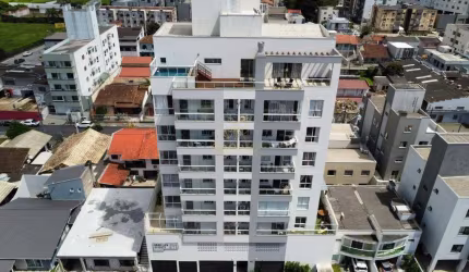 Excelente Apartamento: 3 dormitórios sendo 1 suíte em Região de Grande Valorização Próximo à Univali!