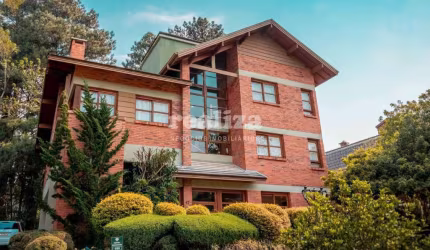 APARTAMENTO DUPLEX COM 3 DORMITÓRIOS EM CANELA , Laje de Pedra, Canela - RS