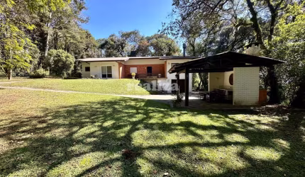 CASA COM TERRENO AMPLO, Vila Suzana, Canela - RS