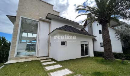 CASA COM 4 SUÍTES E LINDA VISTA DO VALE EM GRAMADO, Alphaville, Gramado - RS