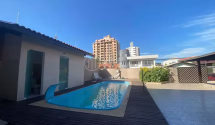 Casa - Centro - Camboriú/SC