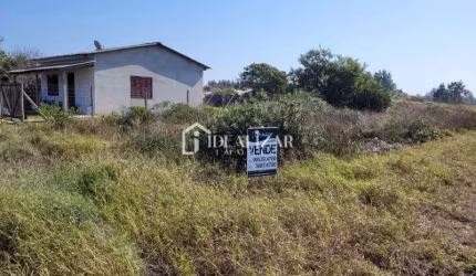 Terreno  de esquina medindo 10x30, frente sul e leste