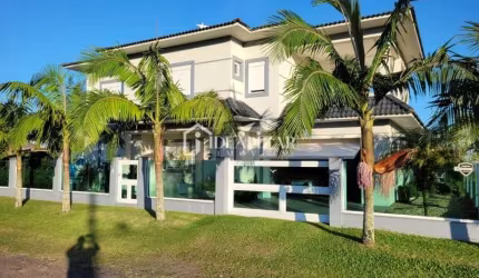 Bela casa com acabamento em alto padrão