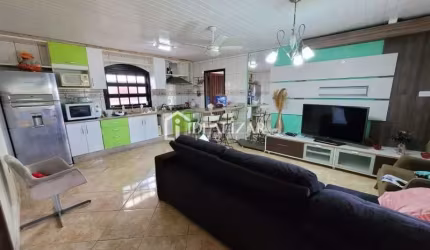 Casa na Praia Jardim Olivia, com 3 dormitórios mobiliada