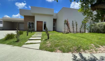 Casa com 3 quartos para alugar na Rua Irmãos Micai, Jardim São José, Itu, 320 m2 por R$ 6.500
