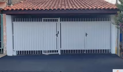 Casa com 2 quartos à venda na Rua dos Curumbatás, 603, Salto de São José, Salto, 150 m2 por R$ 370.000