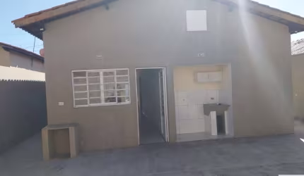 Casa à venda em Itu-SP, Parque Residencial Potiguara: 3 quartos, 1 suíte, 1 sala, 1 banheiro - 98,00m² de área. Venha morar no seu sonho!