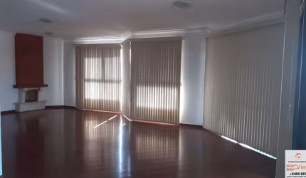 Edificio Flamboyant Apto com 320 m2 uteis e  530 m2 totais. 1 por andar