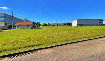 WESTPARK INDUSTRIAL Lote de 1.500 m²