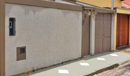 Venda ,  casa bem  localizada  ao  lado da igreja são lazaro bairro Padre Bento é um dos melhores bairros para se morar na cidade de Itu