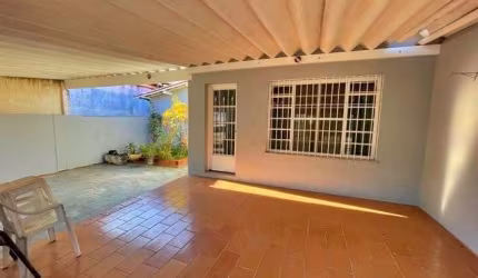 Oportunidade de negócio casa pronta para  moradia  , com  casa auxiliar  com rendimento