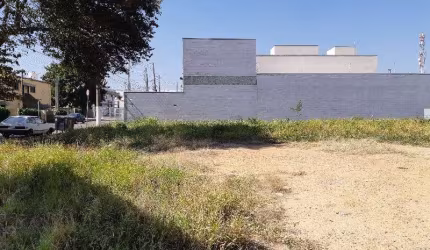 Terreno à venda na Rua José Bruni, 300, São Luiz, Itu por R$ 2.500.000