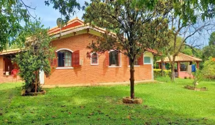 Linda chácara de 5600m²