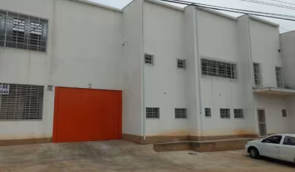 Galpão com uma excelente localização
