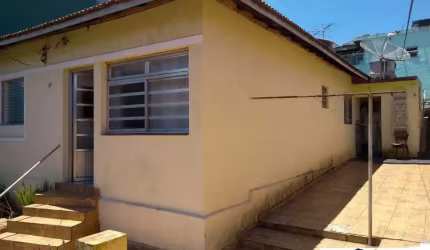 Casa térrea no Demarchi, excelente terreno.