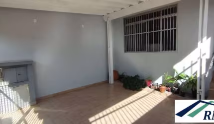 Sobrado no Jardim Valdíbia - Bairro Demarchi.