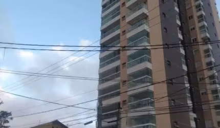 Cobertura triplex mobiliada no Nova Petrópolis.