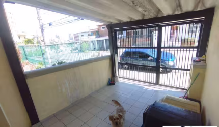 Sobrado no Bairro Nova Petrópolis.