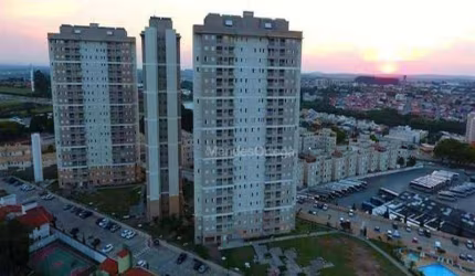 Apartamento com 2 dormitórios à venda, 53 m² por R$ 340.000,00 - Jardim São Carlos - Sorocaba/SP