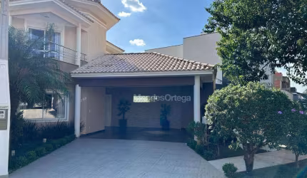 Casa com 3 dormitórios à venda, 200 m² por R$ 1.600.000,00 - Condomínio Granja Olga - Sorocaba/SP