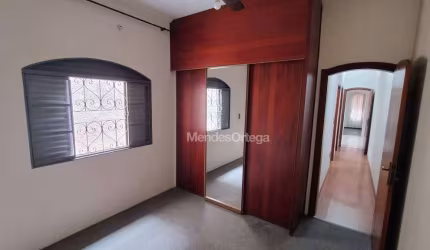 Casa Térrea com 2 quartos à venda, 89 m² por R$ 350.000 - Vila Jardini - Sorocaba/SP