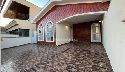 Casa com 2 dormitórios para alugar, 150 m² por R$ 2.990,72/mês - Jardim São Paulo - Sorocaba/SP