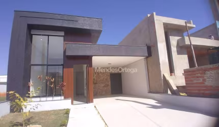 Casa térrea no Condomínio Villagio Wanel, sendo: 3 dormitórios (suíte) demais dependências com 135m² construídos por R$ 899.000
