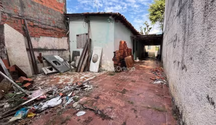 Casa com 2 dormitórios à venda, 199 m² por R$ 250.000,00 - Além Ponte - Sorocaba/SP