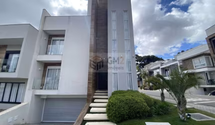 Casa sobrado à venda no bairro Uberaba - Curitiba/PR