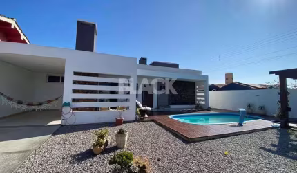 Casa de 03 dormitórios à venda | Centro em Passo de Torres, SC