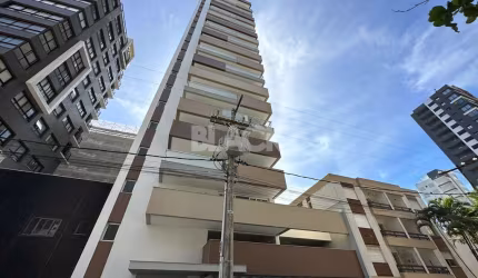 Apartamento com sacada na Praia Grande em Torres RS