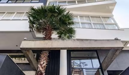 Apartamento mobiliado e decorado com 03 quartos no Ibiza em Torres RS